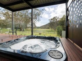 Heated Spa / Jaccuzi