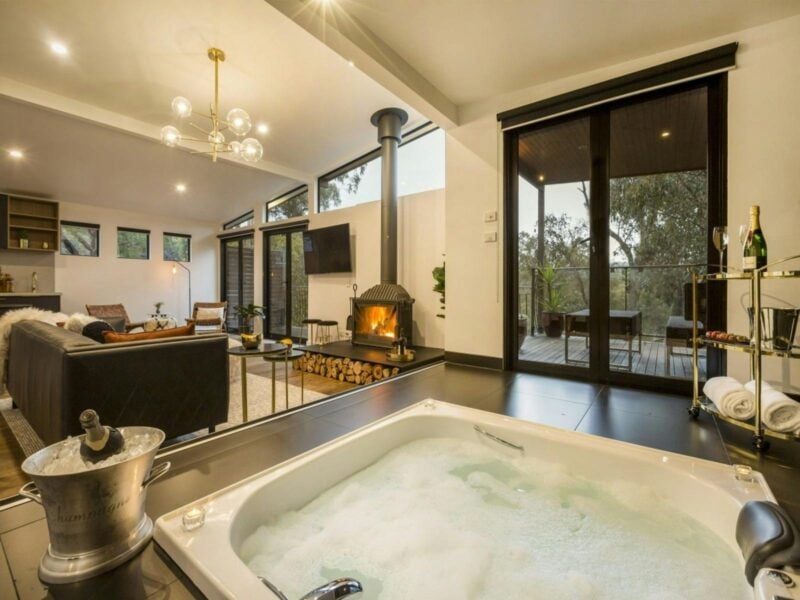 Kudos Water Villa