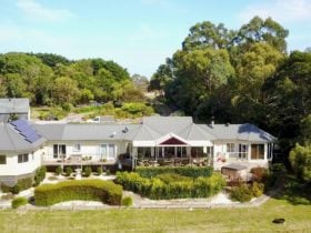 An aerial view of Llarrinda Bed & Breakfast