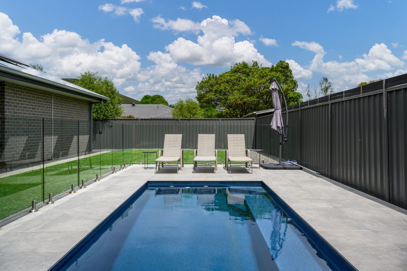 Summer Pool Vibes