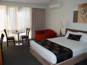 Superior Queen Room