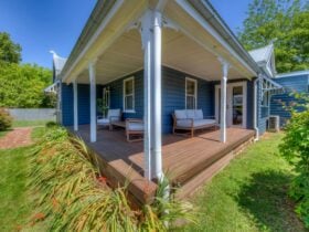 Front decking sitting area