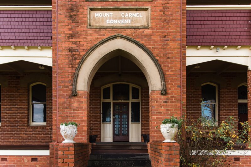The front entrance and steps of Mount Carmel Convent