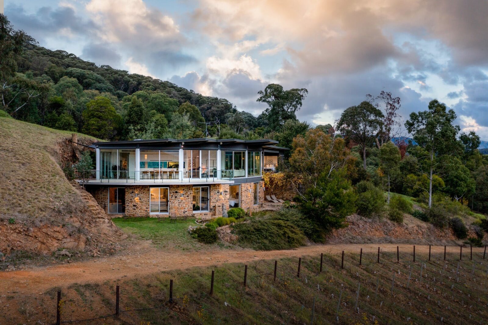 Outside The Vineyard Residence