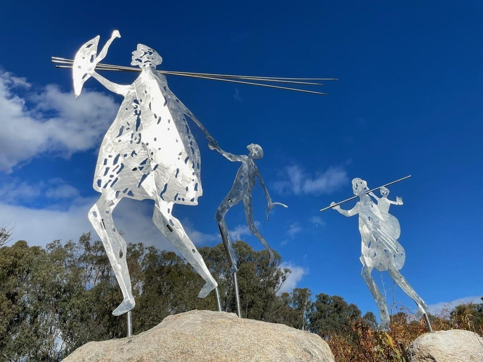 A replica of one of Tommyâs drawings of family