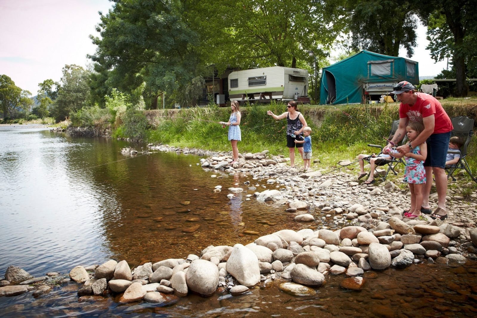 Family fishing in the King River
