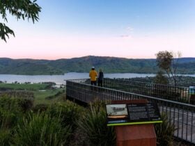 Tallangatta Lookout with incredible twilight views