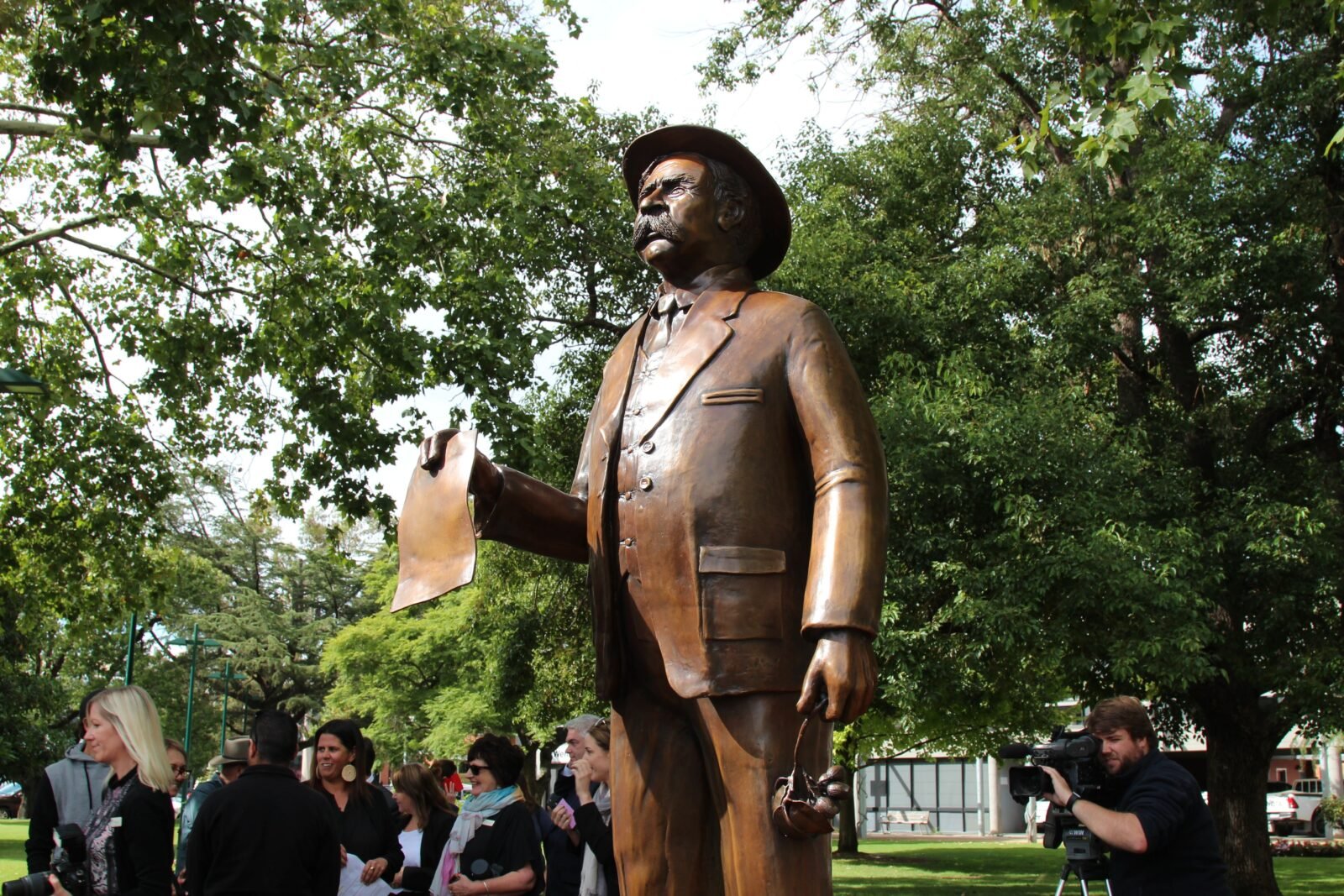 William Cooper Statue - Queens Gardens