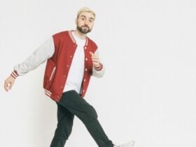 Simon Taylor Comedian at the Bendigo Mini Comedy Festival