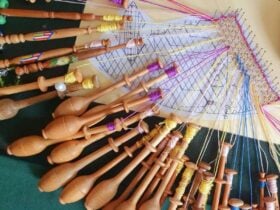 Bobbin lace