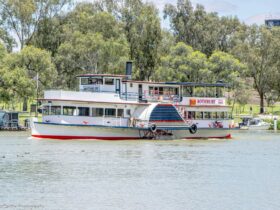 Paddle Vessel Rothbury going through Lock 11