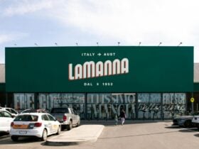 outside front of lamanna store with green fascia sign and lamanna logo