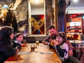 Family dining at Moosehead Restaurant and Bar