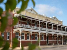 Exterior of a two storey hotel in a country town