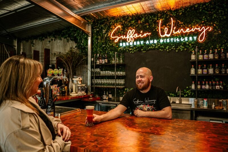 bar