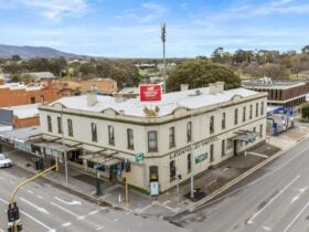Aerial view of the Leopold Hotel on a corner in central Ararat.