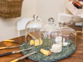 Cheese tasting platter