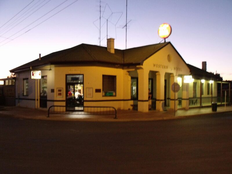 Western Hotel Balmoral