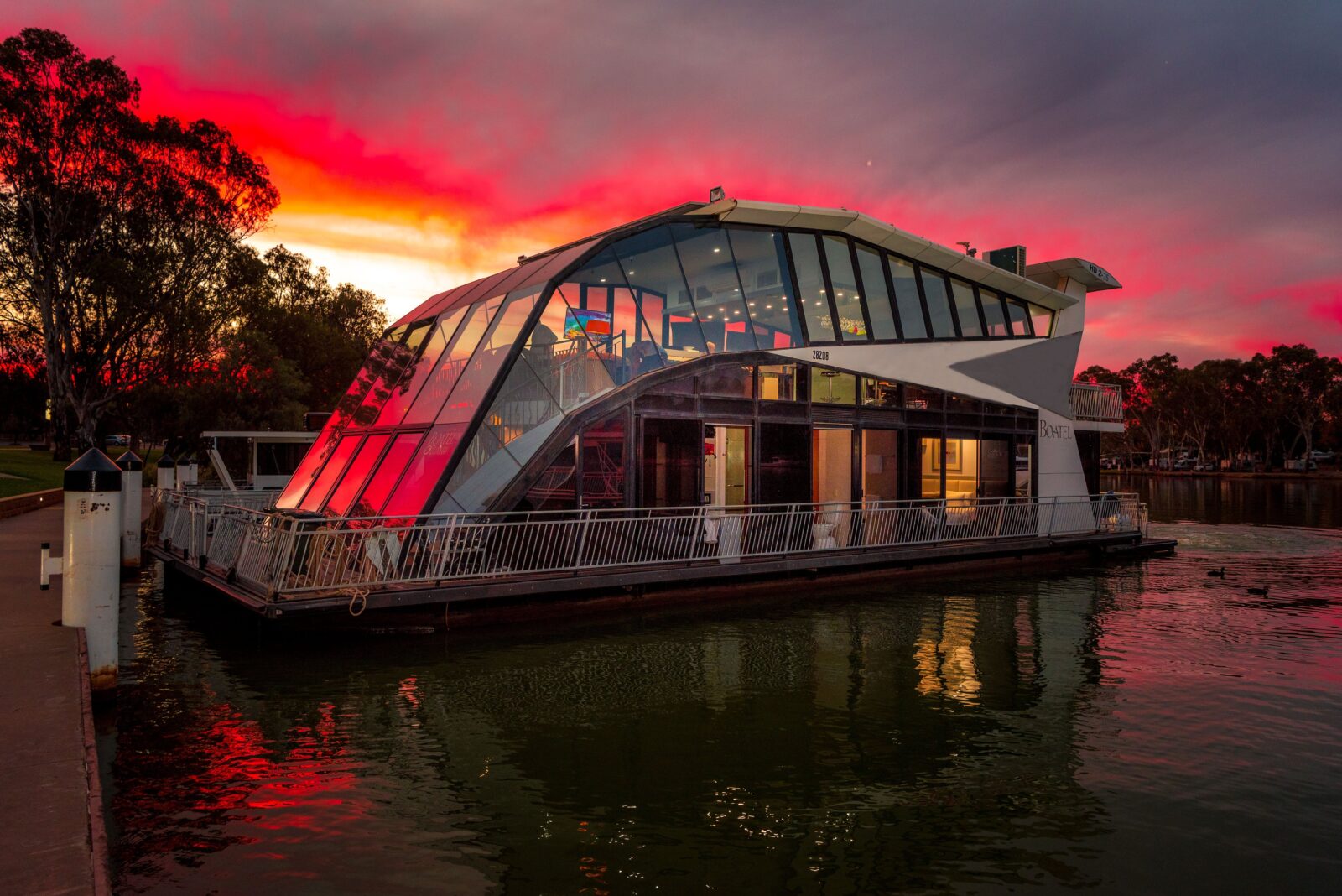 Riverdream Boatel