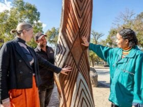 Rob Hyatt, Manger Cultural Experiences, taking visitors on an Aboriginal Guided Walking Tour