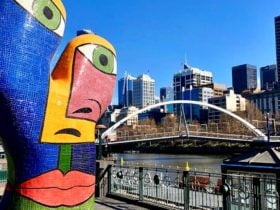 Picasso style mosaic sculpture - Face Of Melbourne, Southbank