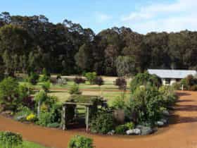 Big Brook Cottages, Pemberton, Western Australia