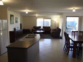 Byford House on the Scarp, Byford, Western Australia