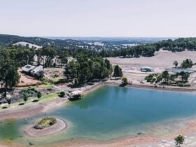 Drakesbrook WinesVineyard Lake