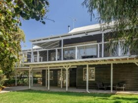 Summerhaus - Eagle Bay