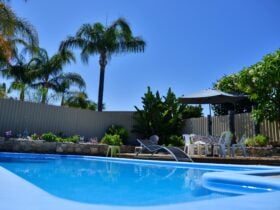 Palms Bed and Breakfast, Warwick, Western Australia