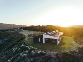 Harbour Hill perched high on the sand dunes