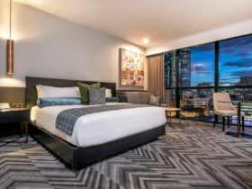 Rydges Perth Kings Square