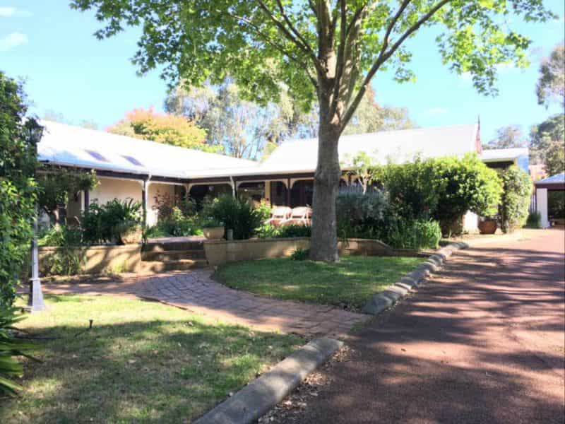 The Noble Grape, Margaret River, Western Australia