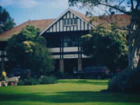 Yanchep Inn