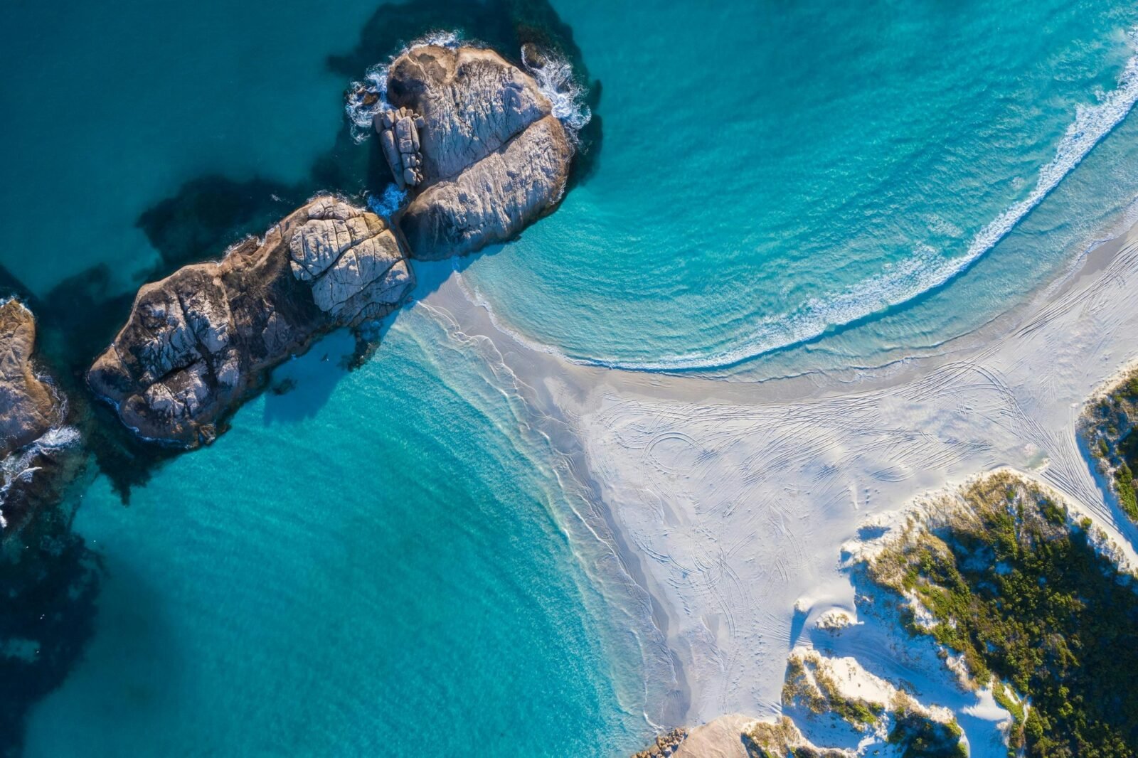 Aerial view of Wylie Bay, Esperance