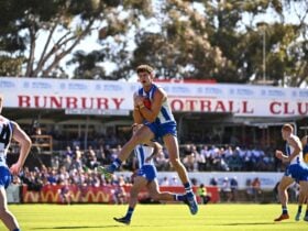 Charlie Comben takes a mark at Hands Oval