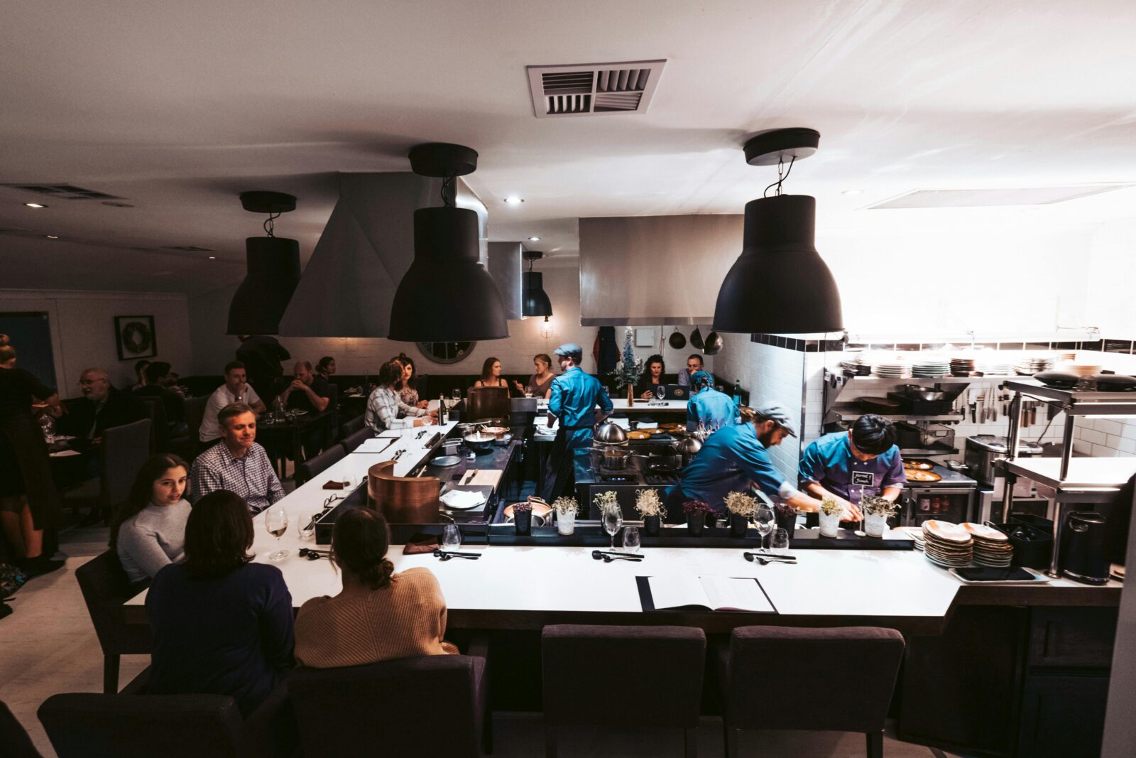 Open kitchen restaurant